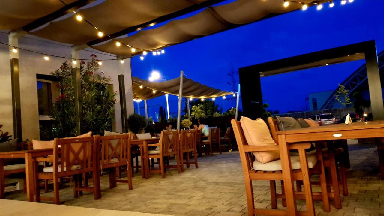 1Hotels Τιμισοάρα Εξωτερικό φωτογραφία